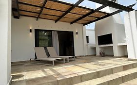 Topiary Wine Estate & Cottages